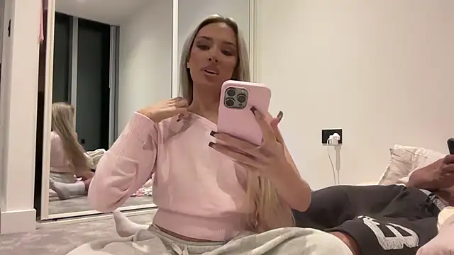 Naughtyblondex – Live XXX-chat