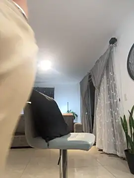 Frank_Farrell 라이브 XXX 채팅