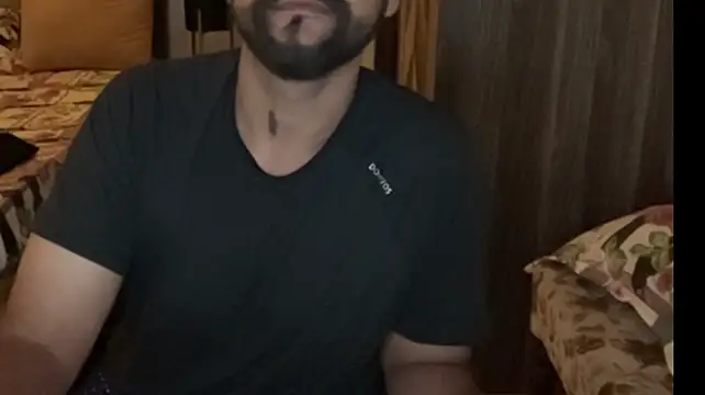 Mr_RajeのライブXXXチャット
