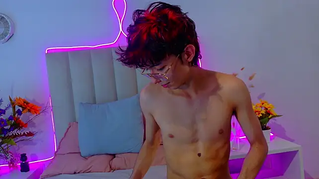 Chat +18 de Twink_Sebas7 ao vivo
