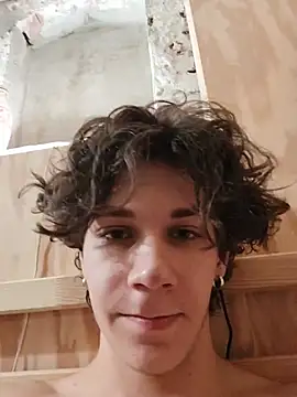 EmoWhiteBoy18 – Naživo XXX chat