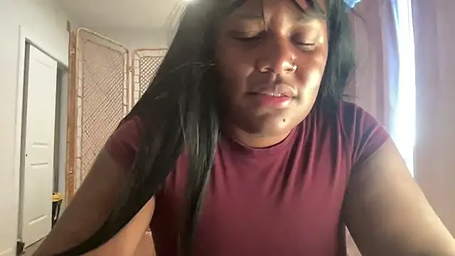 Chat +18 de Lovely__Nina ao vivo