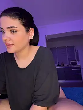 Chat XXX en directo de EvelynnMonrooe