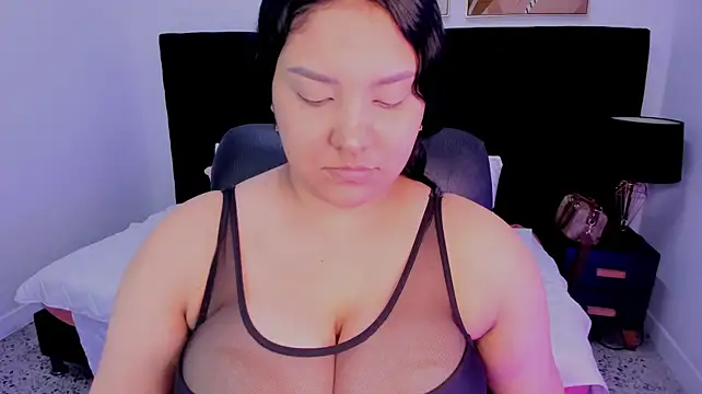 dullce77 Chat XXX in diretta
