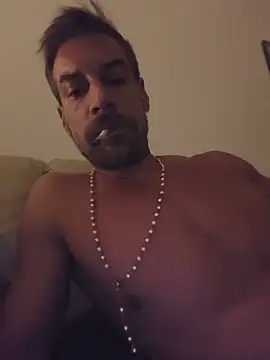 Lambe91 Chat XXX in diretta