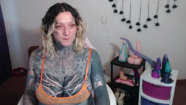SLOPPYTITSS 라이브 XXX 채팅