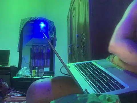 Chat +18 de Rajshahidick ao vivo