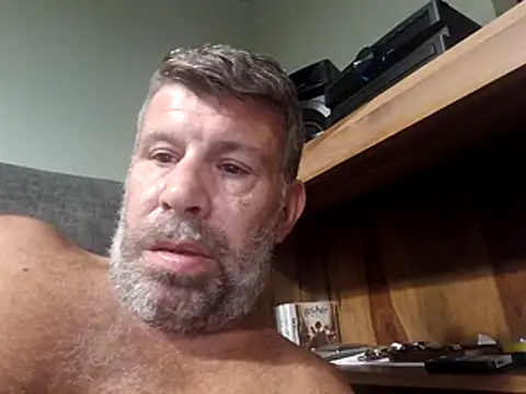 stud2512's Live XXX Chat