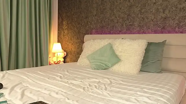 ChloeBelleX Adlı Modelin Canlı XXX Sohbeti