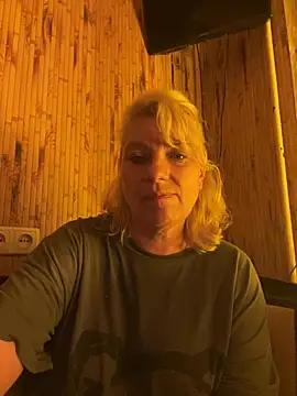 Milla_kis élő XXX-chatje