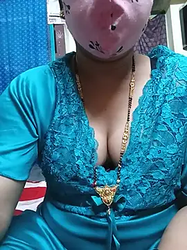 Chikki_20 Chat XXX in diretta