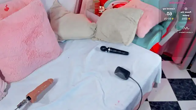 AriaCush Chat XXX live