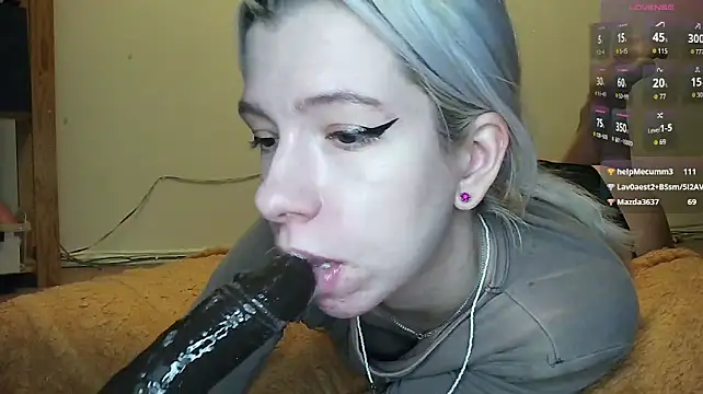 cruellagoth666 Adlı Modelin Canlı XXX Sohbeti