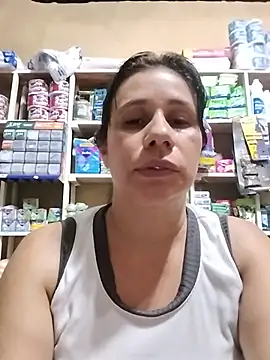 MIA-LARIOS Adlı Modelin Canlı XXX Sohbeti