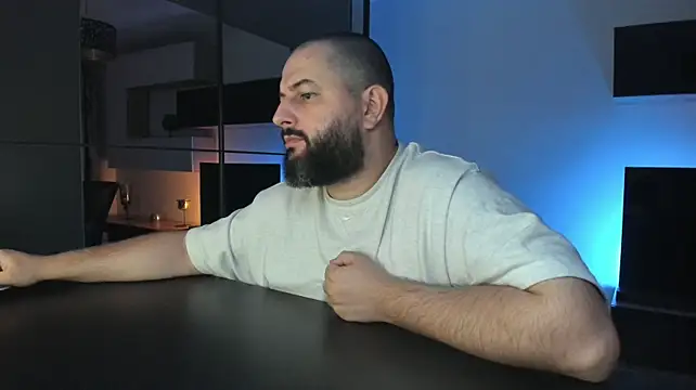 DravenPeak's Live XXX Chat