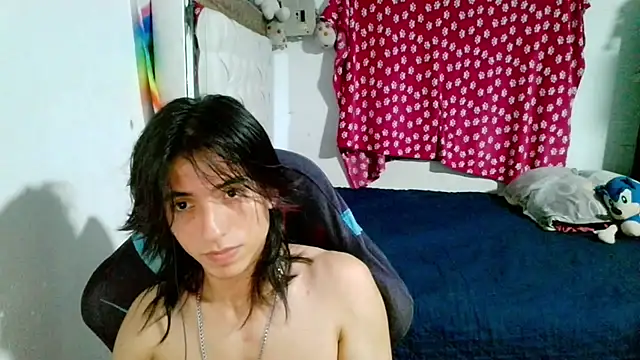 Alucard7ww7 Live XXX-chat