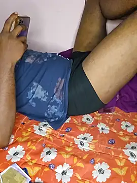 XXXking26 Adlı Modelin Canlı XXX Sohbeti