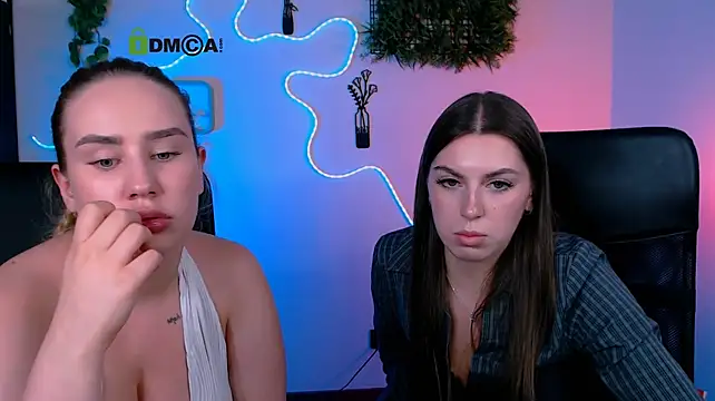 asol_muah Adlı Modelin Canlı XXX Sohbeti