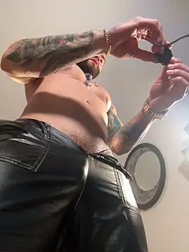 Frank_Farrell – Naživo XXX chat