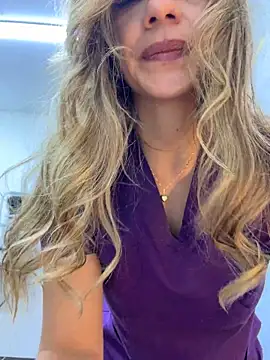 Show modela alicee16 na web-kameri