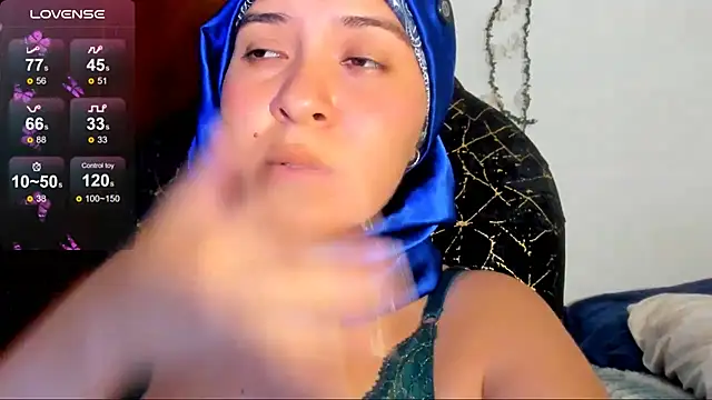 Chat XXX Live MatchedEyebrow
