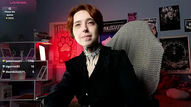 vixen_noir Adlı Modelin Canlı XXX Sohbeti