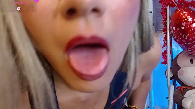 adairamars' Live XXX Chat