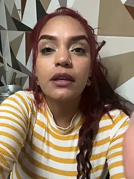 Sara-77's Live XXX Chat