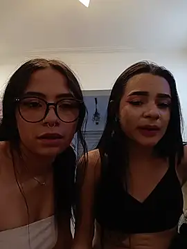 Ivyy_sweet_'s Live XXX Chat