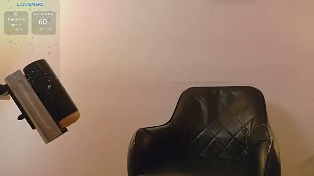 mathias_saenz Adlı Modelin Canlı XXX Sohbeti