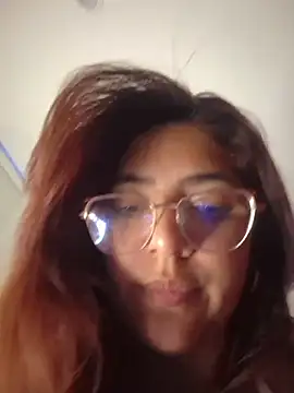 Chatroom XXX en direct de Rousse_Collinss