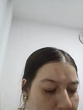 Fernandar2025's Live XXX Chat