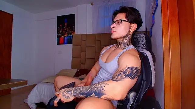 DennisWalkerrn Live XXX chat