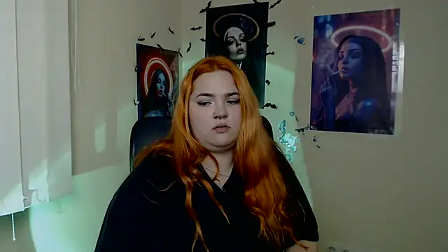 RinaRiii élő XXX-chatje