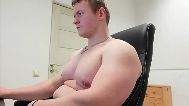 XXX chat uživo modela Richard_Dullas