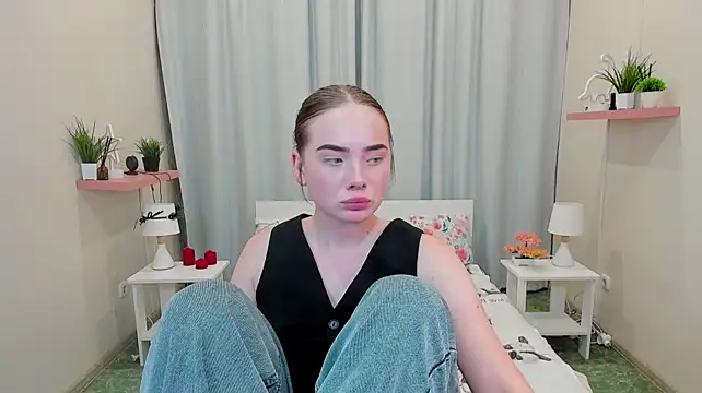 SandraMacAdam's Live XXX Chat