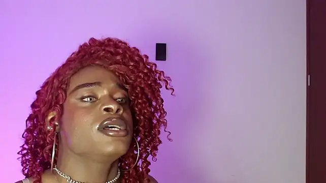 puca_ebony élő XXX-chatje