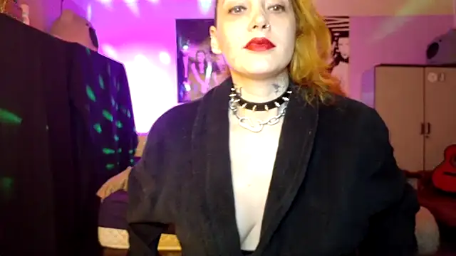 Chat +18 de VioletFox26 ao vivo