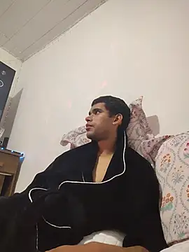 Chat +18 de Principethom ao vivo