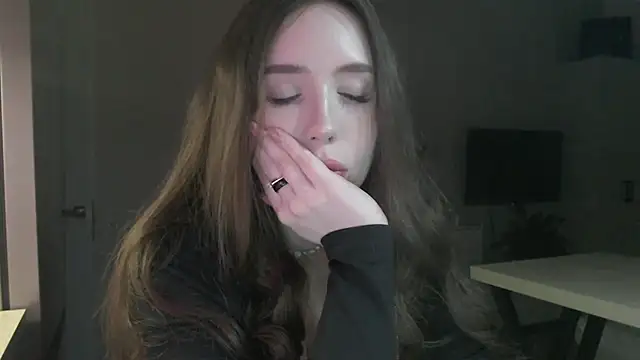 Chatroom XXX en direct de VelvetMore