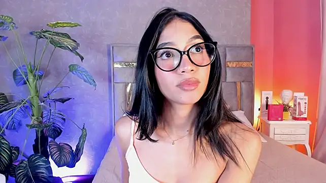Tyla_Ks XXX чат на живо