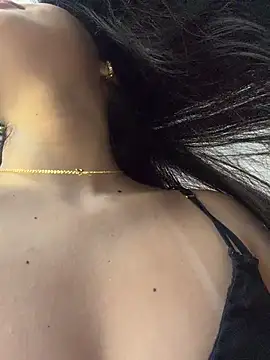 IvonneOwen Adlı Modelin Canlı XXX Sohbeti