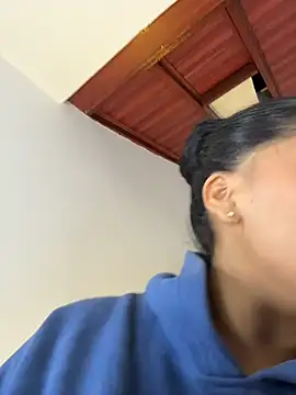 XXX chat uživo modela LinnaGardenia