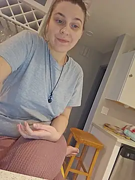 ScarletsWeb XXX чат на живо