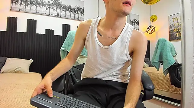 دردشة trevor_mob الجنسية المباشرة