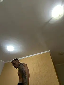 MeladoDiMel XXX чат на живо