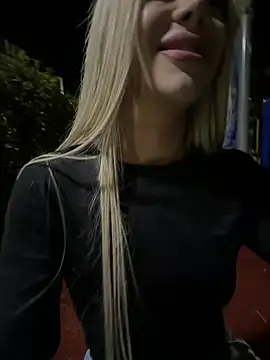 แชท XXX สดของ AlyssaFoxx_