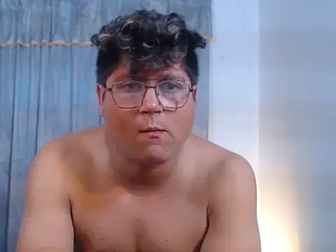 sharly14 – Naživo XXX chat