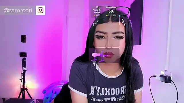 Chatroom XXX en direct de narumi-bans