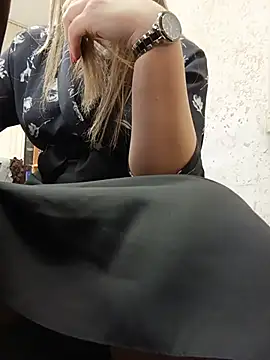 Office_Albertina live XXX chat